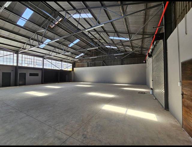 800M² WAREHOUSE TO LET IN BENROSE